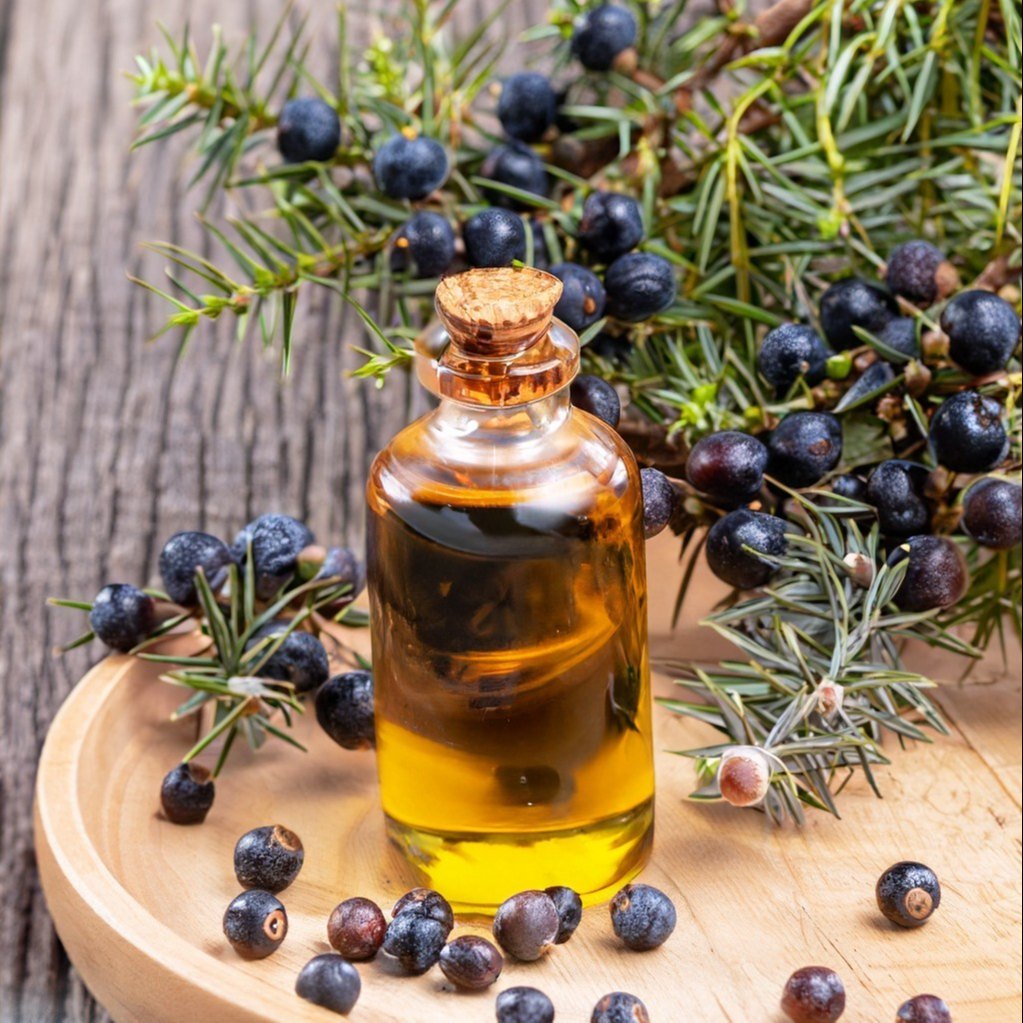 Elcarim Juniper Essential Oil (Juniperus communis L)